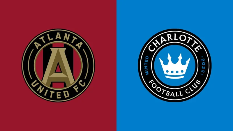 Cầu thủ Charlotte và Atlanta United đấu tranh gay gắt trên sân Cầu thủ Charlotte và Atlanta United đấu tranh gay gắt trên sân